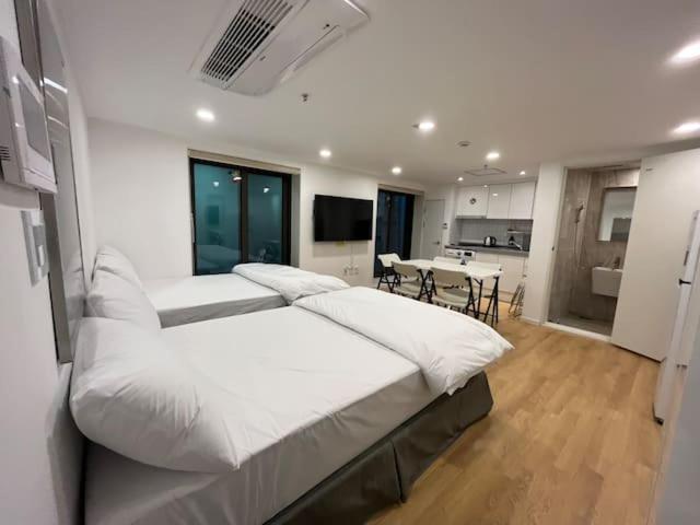 Wisma tamu 318